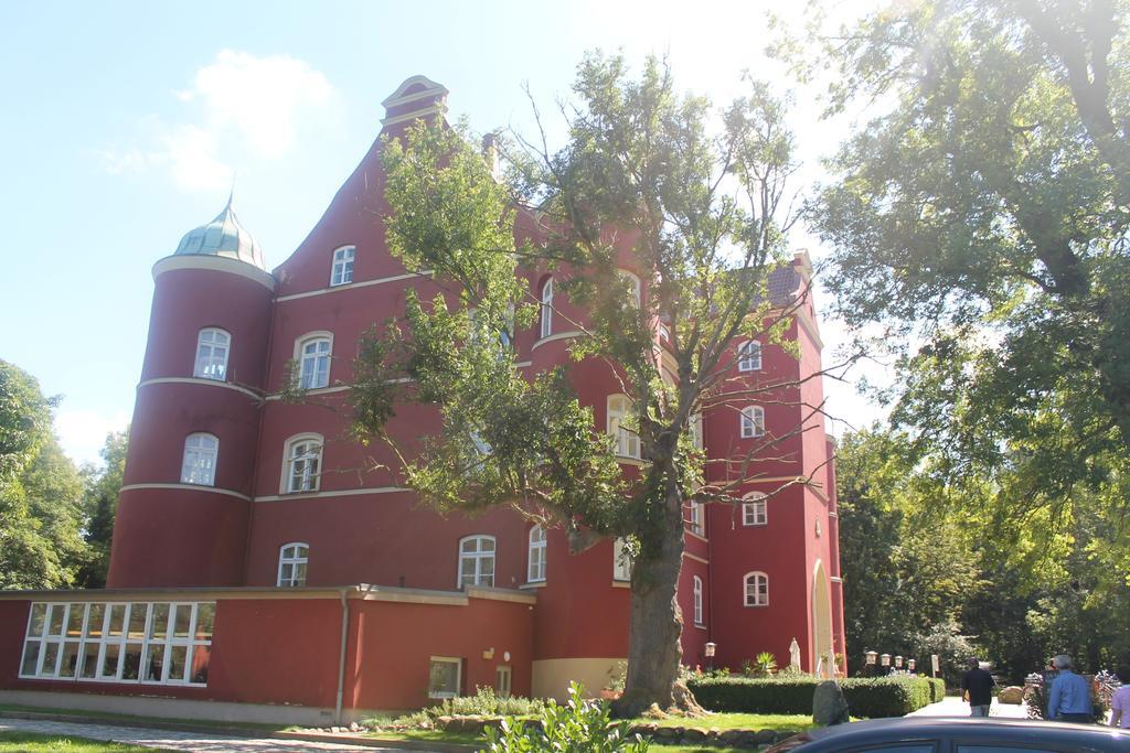Hotel Schloss Spyker Glowe Eksteriør billede