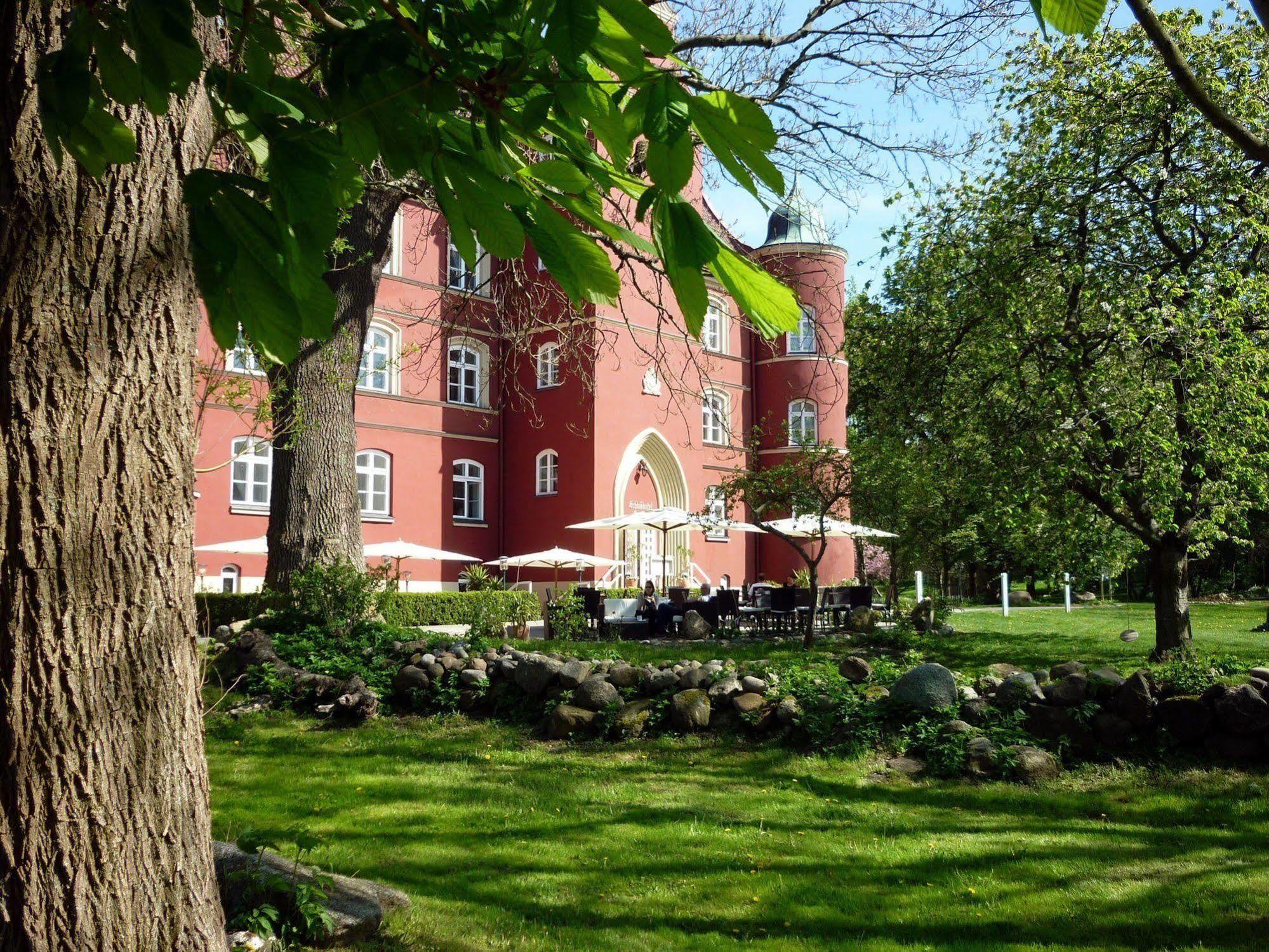 Hotel Schloss Spyker Glowe Eksteriør billede